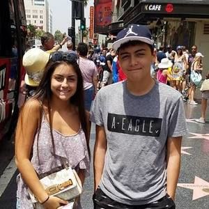 Meet your Posher, Johnnie